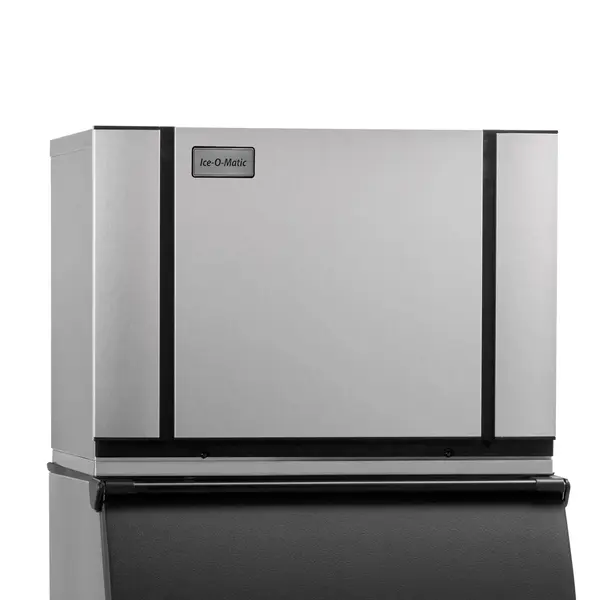 ICE-O-Matic CIM0636HW 30.25" Half-Dice Ice Maker, Cube-Style - 600-700 lbs/24 Hr Ice Production, Water-Cooled