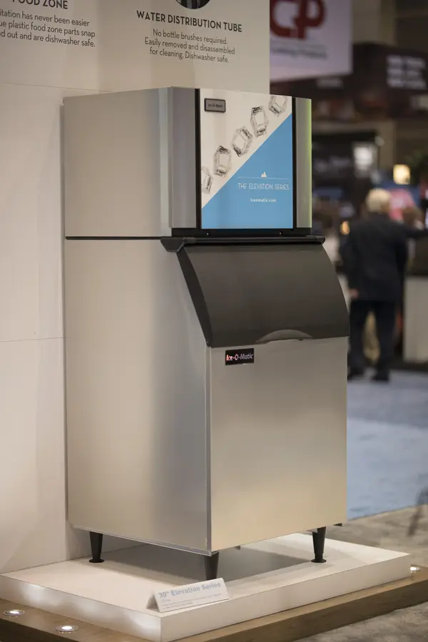 ICE-O-Matic CIM0836HW 30.25" Half-Dice Ice Maker, Cube-Style - 700-900 lb/24 Hr Ice Production, Water-Cooled